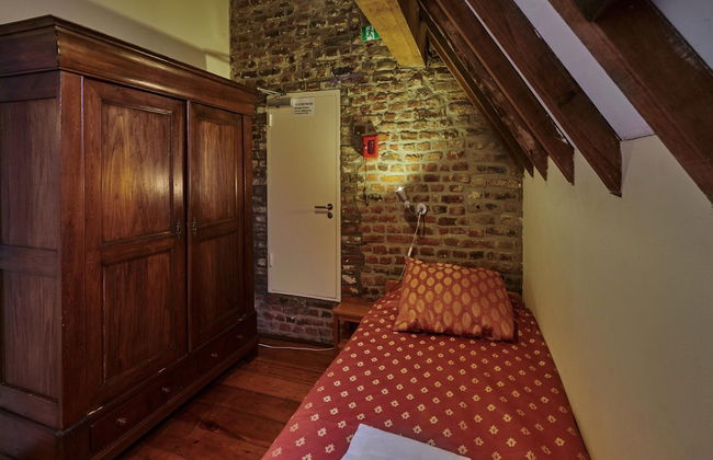 Spacious Villa near Town Center in Mesch - Photo 17