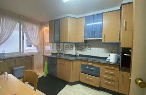 Amplio apartamento en Coruña cerca de Riazor - Foto 18