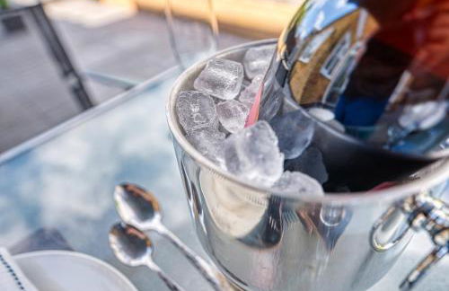 Elegant 5 Bed House - Sleeps 9, Central Solihull, NEC, JLR, HS2, Resorts World, Airport Business and Leisure Stays, - Foto 44