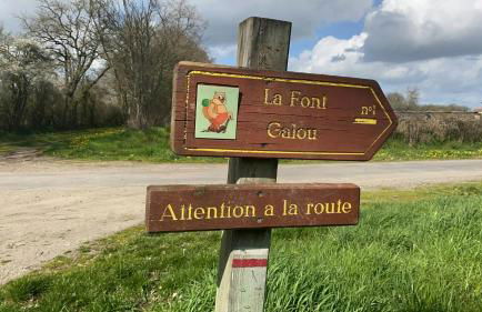 Peaceful Cottage Near Saint-Savin Abbey - Foto 8