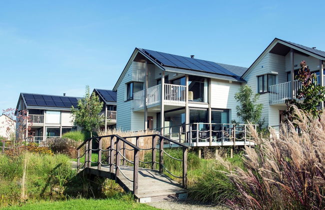 Comfortable Villa With Stove, Located in a Lake Area - Foto 25