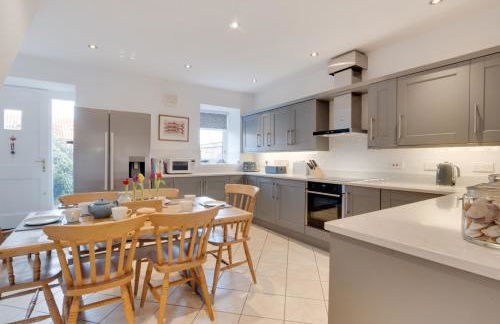 Samphire Barn - Photo 2