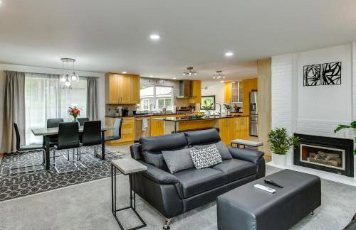 Redmond Retreat w/ Fenced Yard & EV Charger - Foto 1