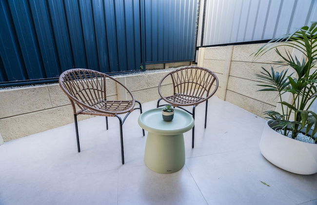 Beautiful 4BR Family Home With Patio and Parking! - Foto 45