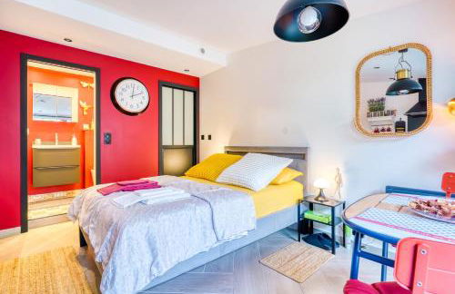 Le Petit Parisien- Bienvenue - Netflix - Terrasse - Parking - Porte de Paris - Climatisation - Guide visite à Paris OFFERT - Foto 10