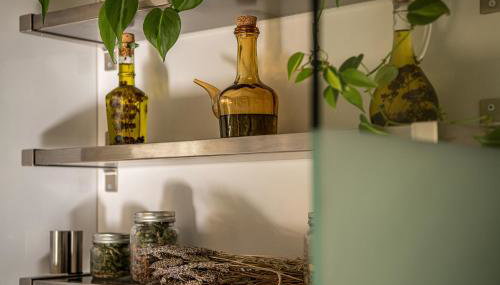 Olive Lemon Biophilic House & Lush Forest Garden - Foto 5
