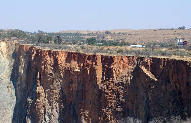Cullinan Diamond Mine Tour - Photo 1