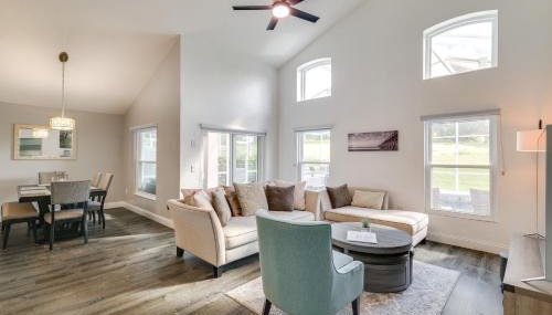 Private Pool and Hot Tub Modern Davenport Home! - Foto 3