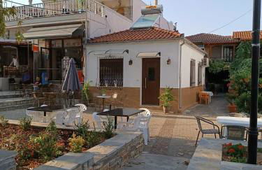 Mary's Traditional home - Photo 27