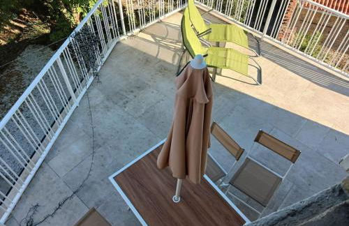 Jonzac Centre Ville - Private Home near Chateau - Photo 11