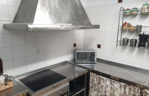 CASA TURÍSTICA Villa Carmen, CON AMPLIO JARDIN QUE INCLUYE BARBACOA, 2 PORCHES, PARKING PRIVADO Y PISCINA - Foto 17