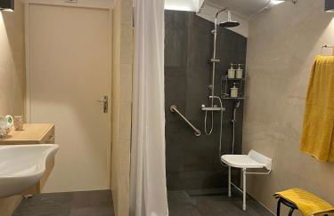 Chez Hélène 3 étoiles, labellisé disabled PMR,pour 4 personnes chiens bienvenus-pet friendly - Foto 16