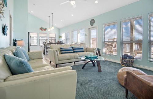 Splash Spacious 3BD 3bath Beachfront! Steps to Beach! - Photo 9