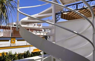 Atico en Triana - 2 terrazas privadas con parking - Photo 16