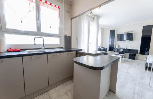 Studio Proche Gare Parthenay avec Parking - Foto 11