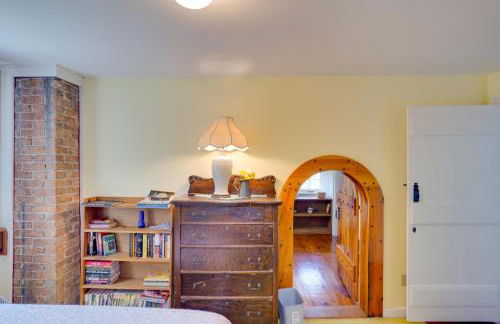 Waterfalls and Trails at The Mills At Green Hole - Foto 29