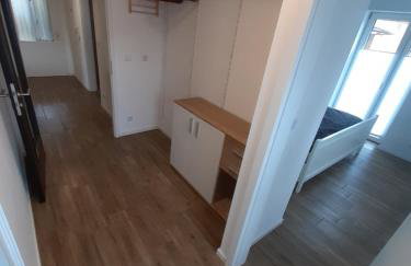 Erdgeschoss 75 m2 Großer Parkplatz WLAN Terrasse 30 m2 Übernachtung Unterkunft - Foto 45