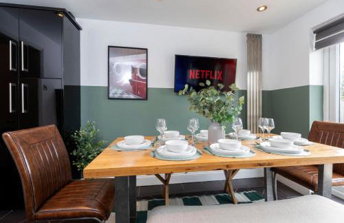 Stunning Bishop Auckland House with 5-bedrooms & 8 Beds Sleeps 12 with Free Parking by PureStay - Foto 24