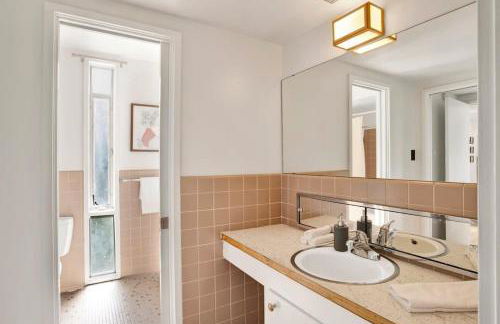 Midcentury Modern - Pool & Hot tub - Retro Retreat - Foto 6