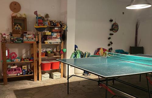 The Yellow Houses - Photo 32