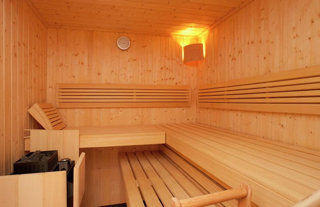 Chalet in Saalbach Near Ski Lift & Sauna - Foto 16