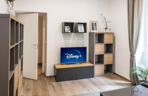 Prince Suite - Trains 4 min - AC - Super Wifi - Photo 3