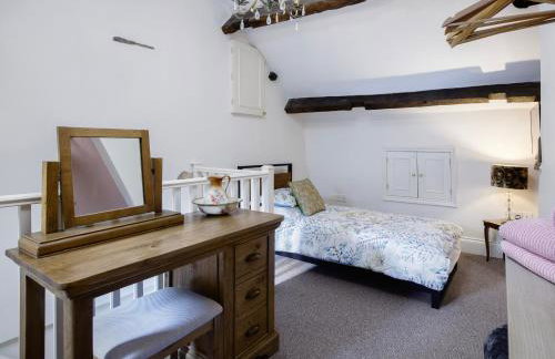 Maltings Cottage - Photo 11