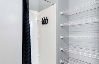 West Loop - City Views With In & Out Parking 2 - Photo 17