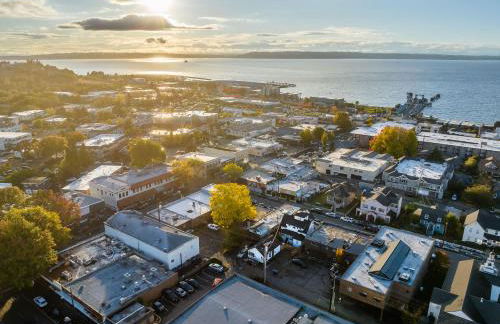 Roof Top Deck Near the Beach Dog Friendly - Photo 45