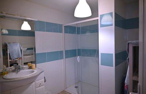 Le banc sous les tilleuls - Foto 12