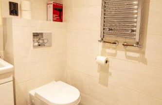 2 Bedroom, 2 Bathroom Apartment with Balcony in Hoxton, Zone 1, Sleeps 6 - Foto 17