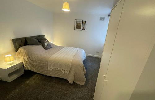 Newly renovated 2 bed apartment - Foto 4