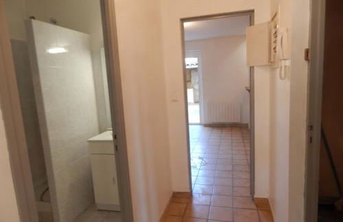 F3 HOCHE 2 éme étage - Foto 2