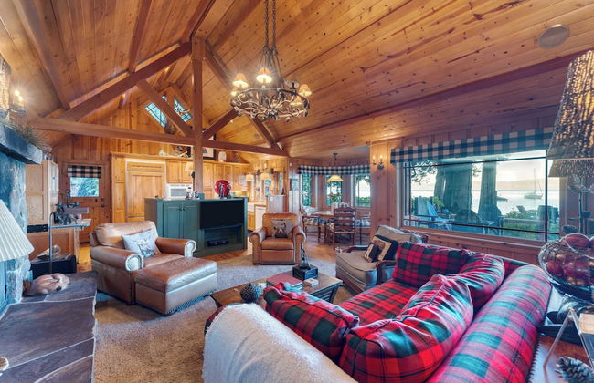 Homewood Lakefront by Avantstay Private Beach & Lake Access + Views! - Photo 8