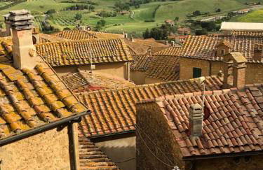 In piazza Casale Marittimo - Foto 1