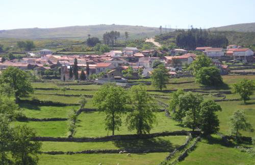 Aldeia de Moura Morta - Foto 12