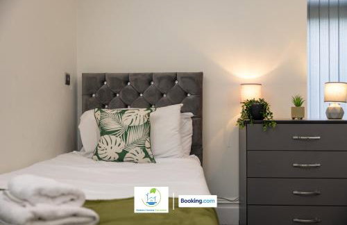 2 Bedroom Apartment By Green Haven Escapes Short Lets & Serviced Accommodation In Leeds with Free WiFi & Parking - Photo 16