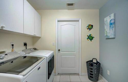 Coastal Family Home with Game Room in St James City! - Foto 26