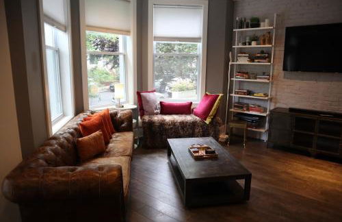 Amazing Large 4 Bedroom 3 Bathroom Home in Downtown DC Walk Everywhere - Foto 49