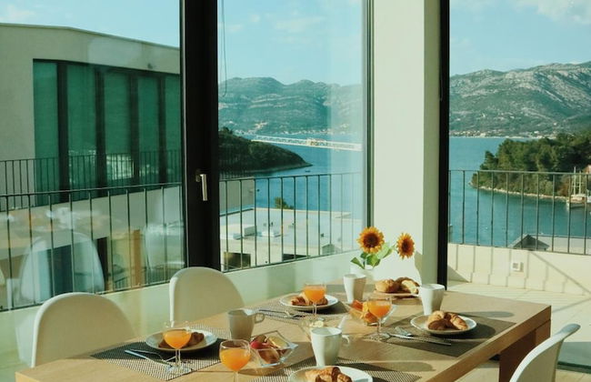 White Cloud Apartments - Photo 12