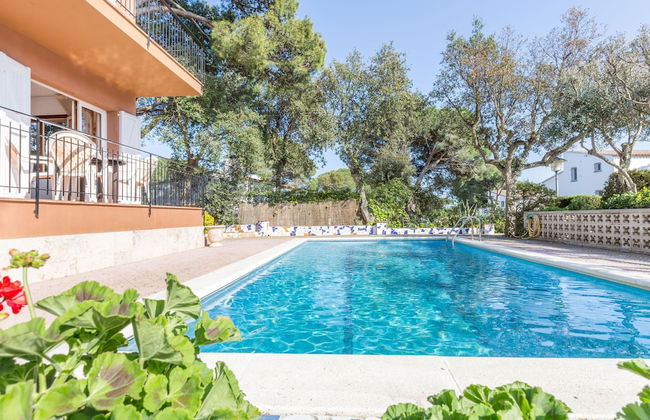 Simply Furnished Apartment With Shared Pool in Llafranc - Foto 14