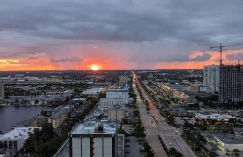 Contemporary Beach Retreat, Sleek Design & Full Kitchen -A - Foto 19