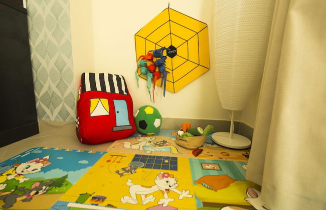 Deluxe Apartment with Lake View - Photo 19