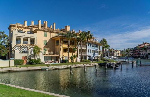Frontline Sotogrande Marina Living 3-Bed Waterfront Retreat - Foto 27
