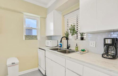 Oceanfront condo with pool, amazing view, balcony & beach access - Foto 11