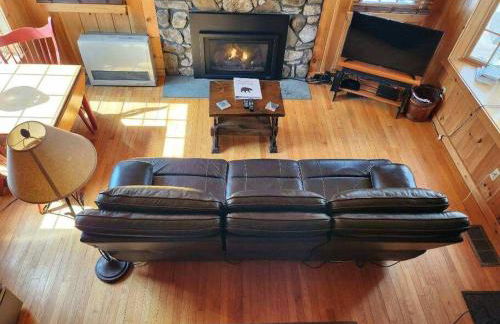 Private Cabin on 1.7 acres w/ Fireplace White Mtns - Photo 30