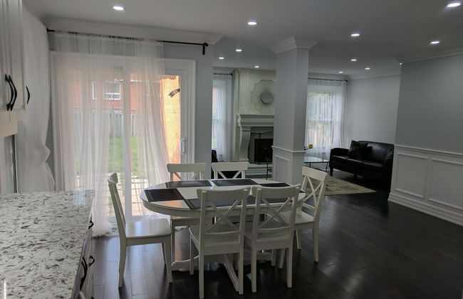 QuickStay - Beautiful 5bdrm House in Vaughan - Foto 8