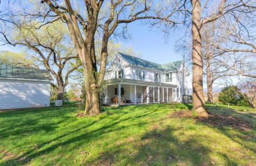 Huge Farmhouse with Heated Pool for Vacations and Retreats - Foto 18