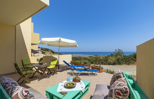 Live by the sea at House Almyra - Foto 17