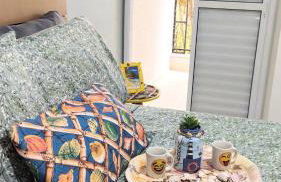Apto Centro Ubatuba com Varanda Gourmet, Suíte, Piscina e Garagem Privativa Coberta - Foto 9